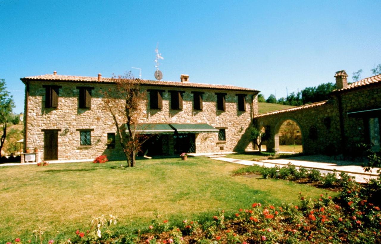 Santa Paola I Quattro Passeri Country House מראה חיצוני תמונה