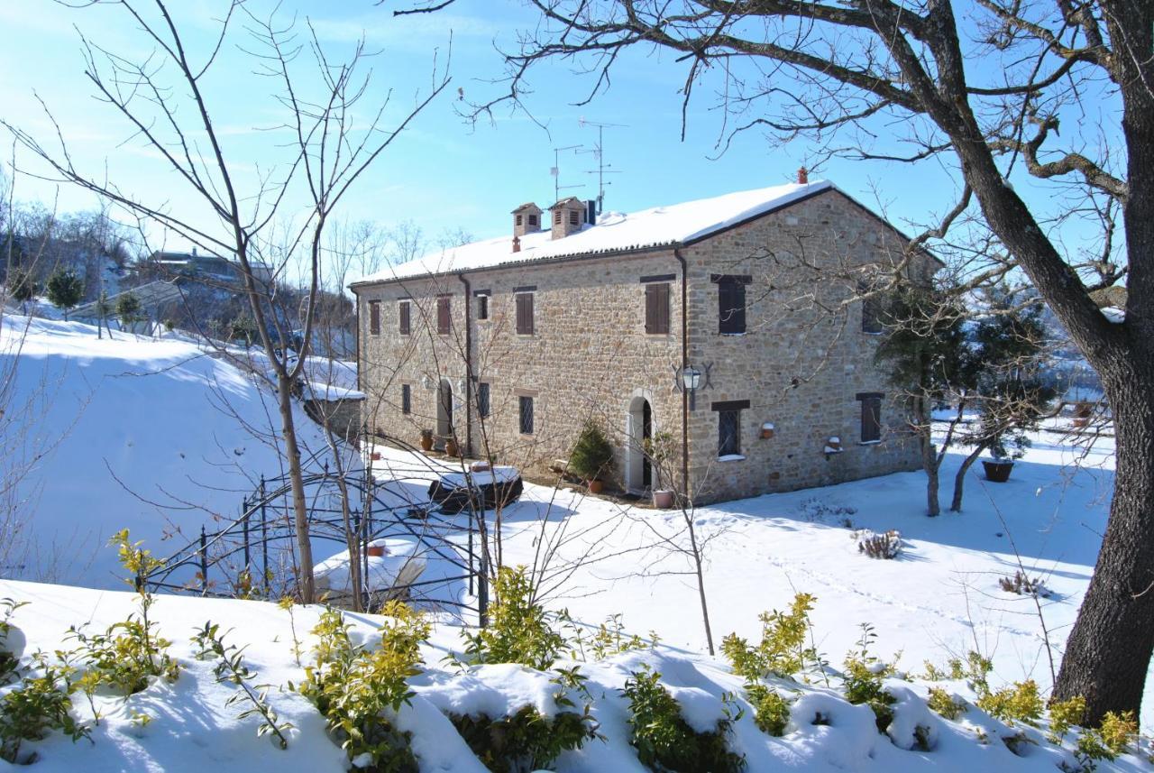 Santa Paola I Quattro Passeri Country House מראה חיצוני תמונה