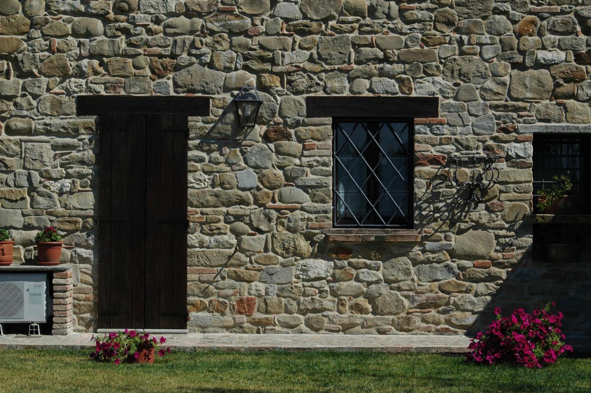Santa Paola I Quattro Passeri Country House מראה חיצוני תמונה