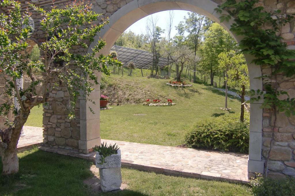 Santa Paola I Quattro Passeri Country House מראה חיצוני תמונה