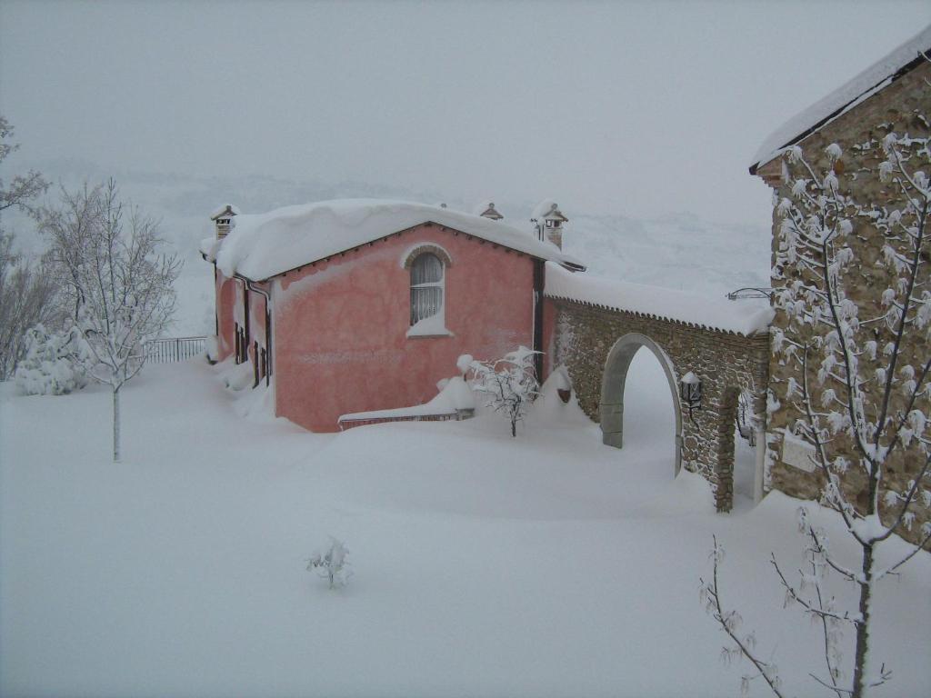 Santa Paola I Quattro Passeri Country House חדר תמונה